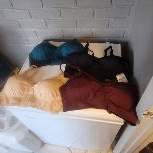 Breastfeeding Bras in Black, Cream, Brown, Teal. NWT